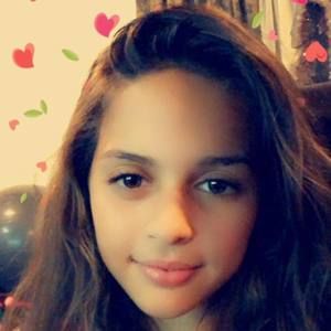 Meet your Posher, Daniella